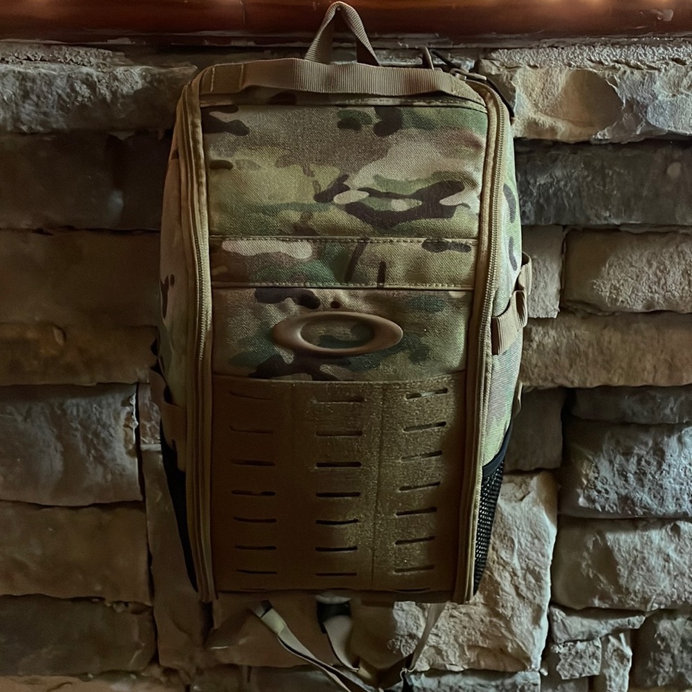 Oakley Extractor Sling 2.0 Multicam